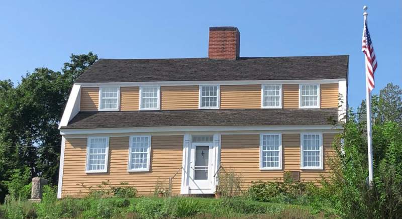 Front view of Burnham Tavern Museum